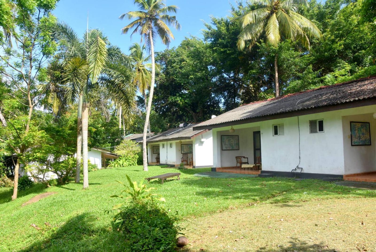 Aqua Pearl Bolgoda Lake Hotel Panadura Exterior photo